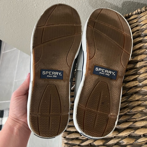 Sperry Gray Boat Shoes with Moc-Toe Stitching Men’s size 9 EUC! - Picture 6 of 7